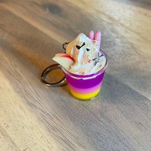 🎉Apple Mango Dragon fruit ice cream key chains.